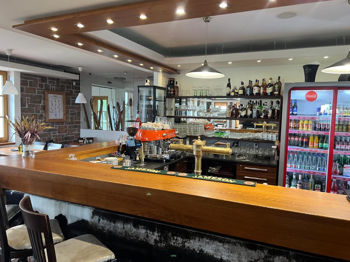 Hotel Krusnohorsky Dvur Cínovec Kültér fotó