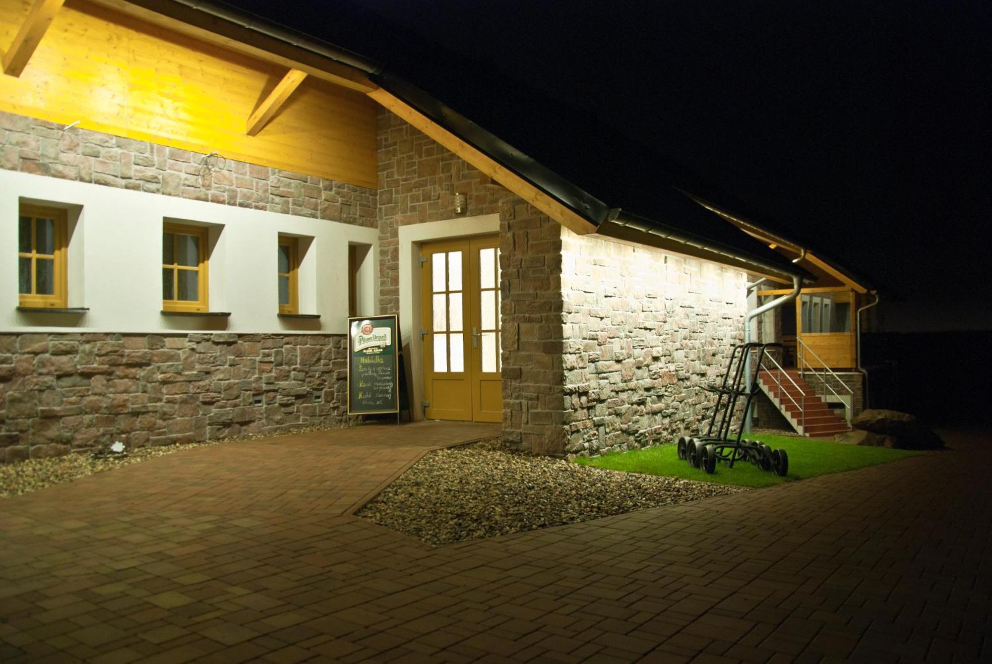 Hotel Krusnohorsky Dvur Cínovec Kültér fotó