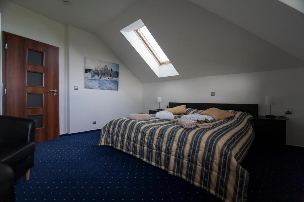 Hotel Krusnohorsky Dvur Cínovec Szoba fotó