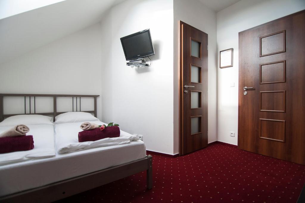 Hotel Krusnohorsky Dvur Cínovec Szoba fotó