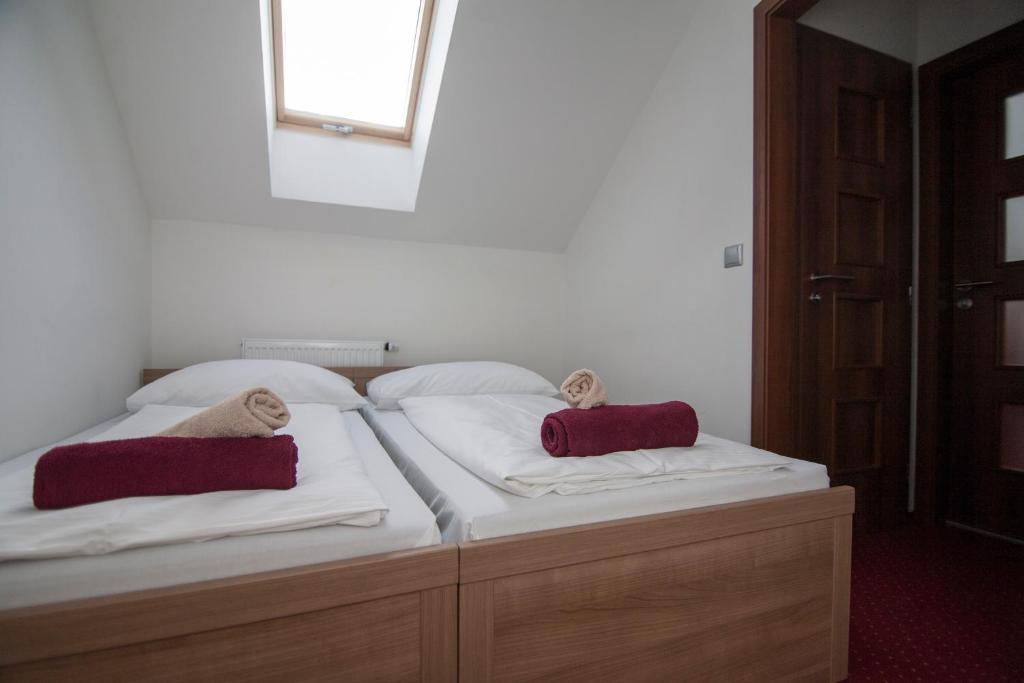 Hotel Krusnohorsky Dvur Cínovec Szoba fotó