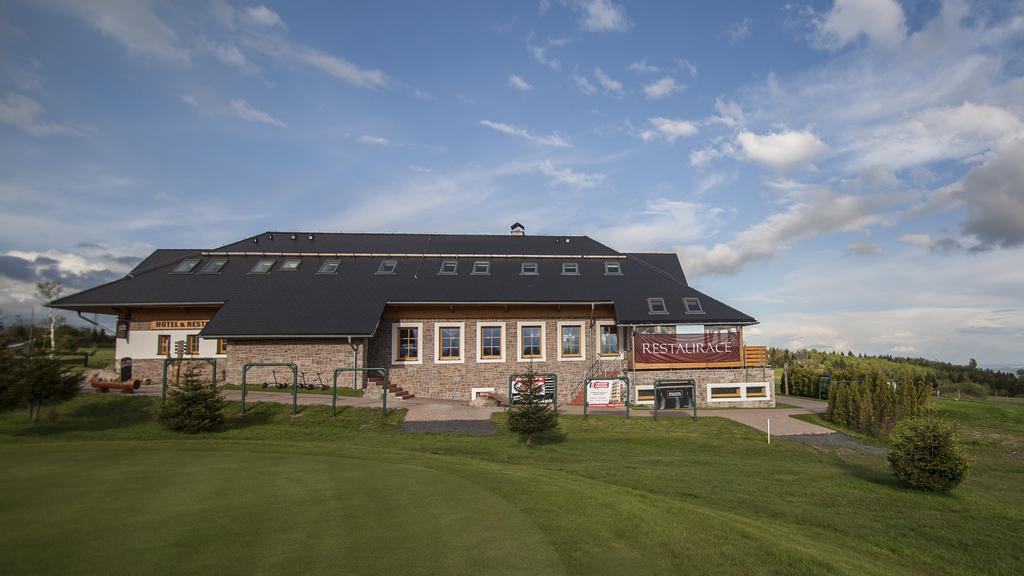 Hotel Krusnohorsky Dvur Cínovec Kültér fotó